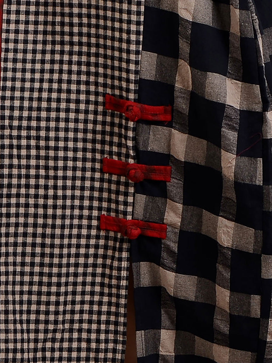 Übergröße, verschiedenfarbiges kariertes Retro-Kleid aus Baumwollleinen