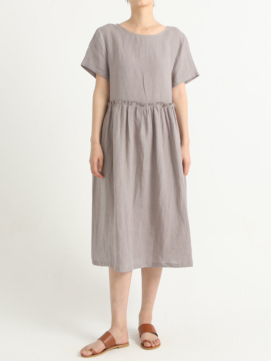 Lässiges, plissiertes Sommerkleid aus Leinen mit kurzen Ärmeln in Übergröße