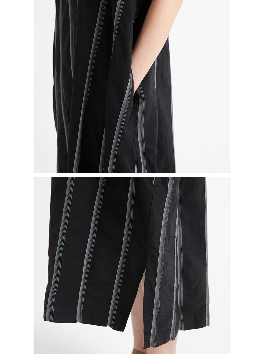 Gestreiftes, lockeres Sommerkleid aus Baumwolle mit Rundhalsausschnitt in Übergröße