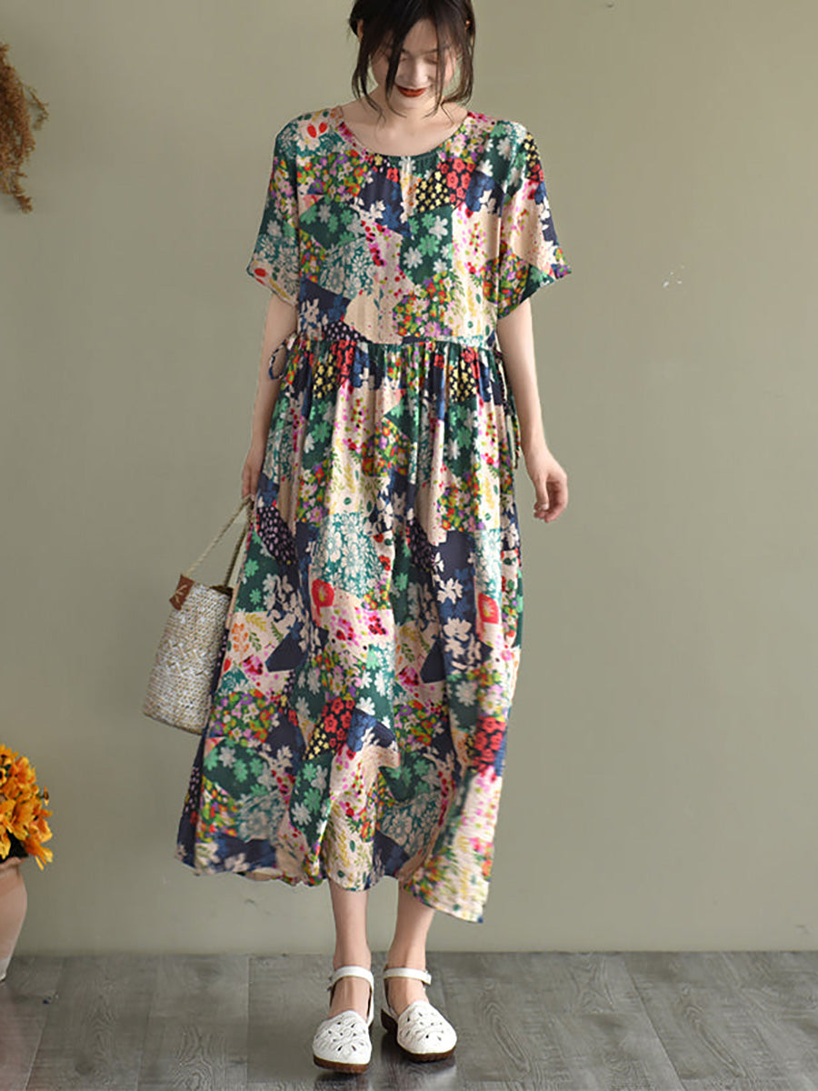 Lockeres Sommerkleid mit Blumenmuster und kurzen Ärmeln in Übergröße