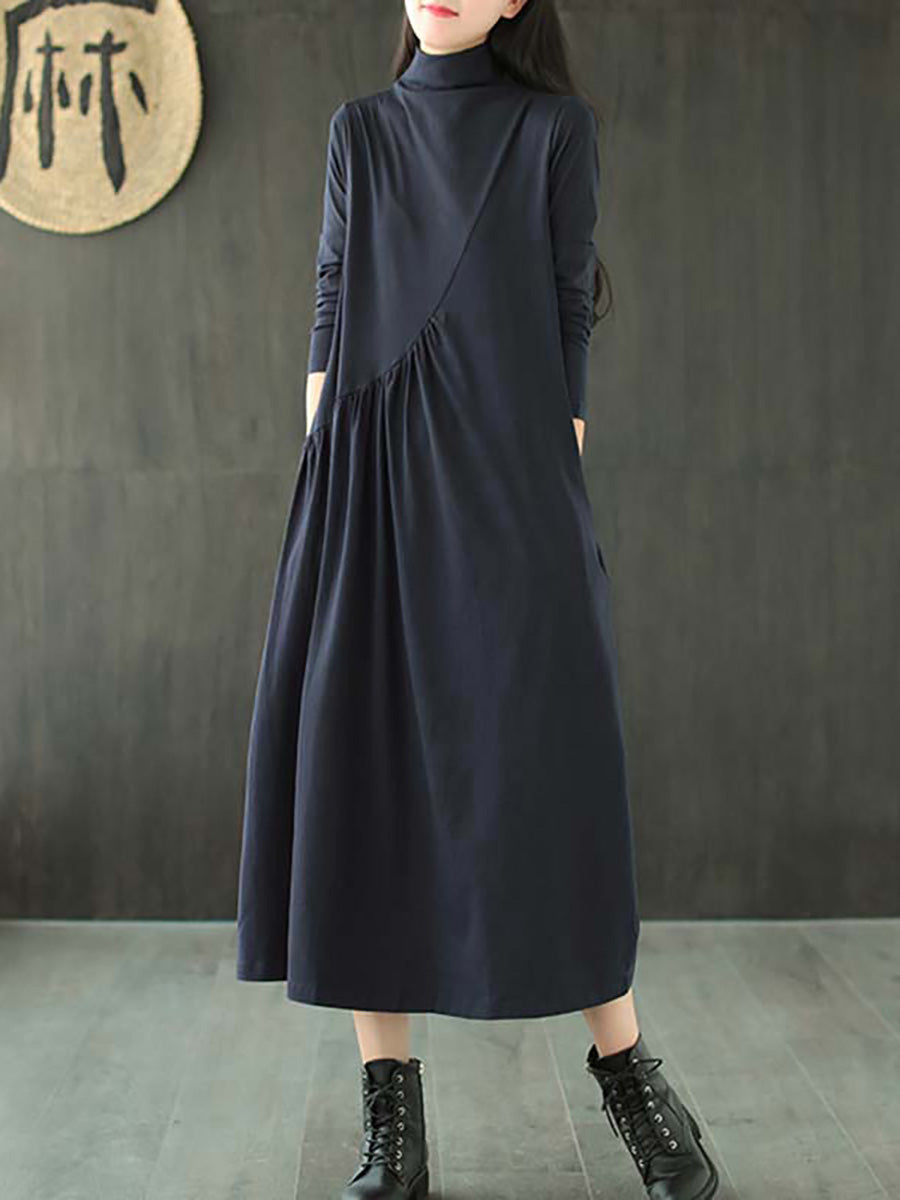 Große Größen - Einfarbiges, drapiertes Kleid mit hohem Ausschnitt