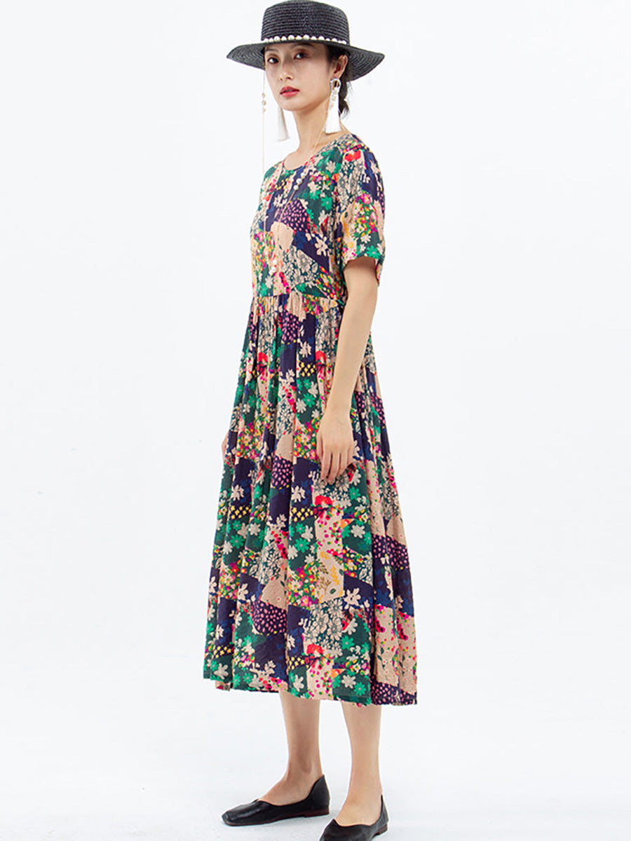 Lockeres Sommerkleid mit Blumenmuster und kurzen Ärmeln in Übergröße