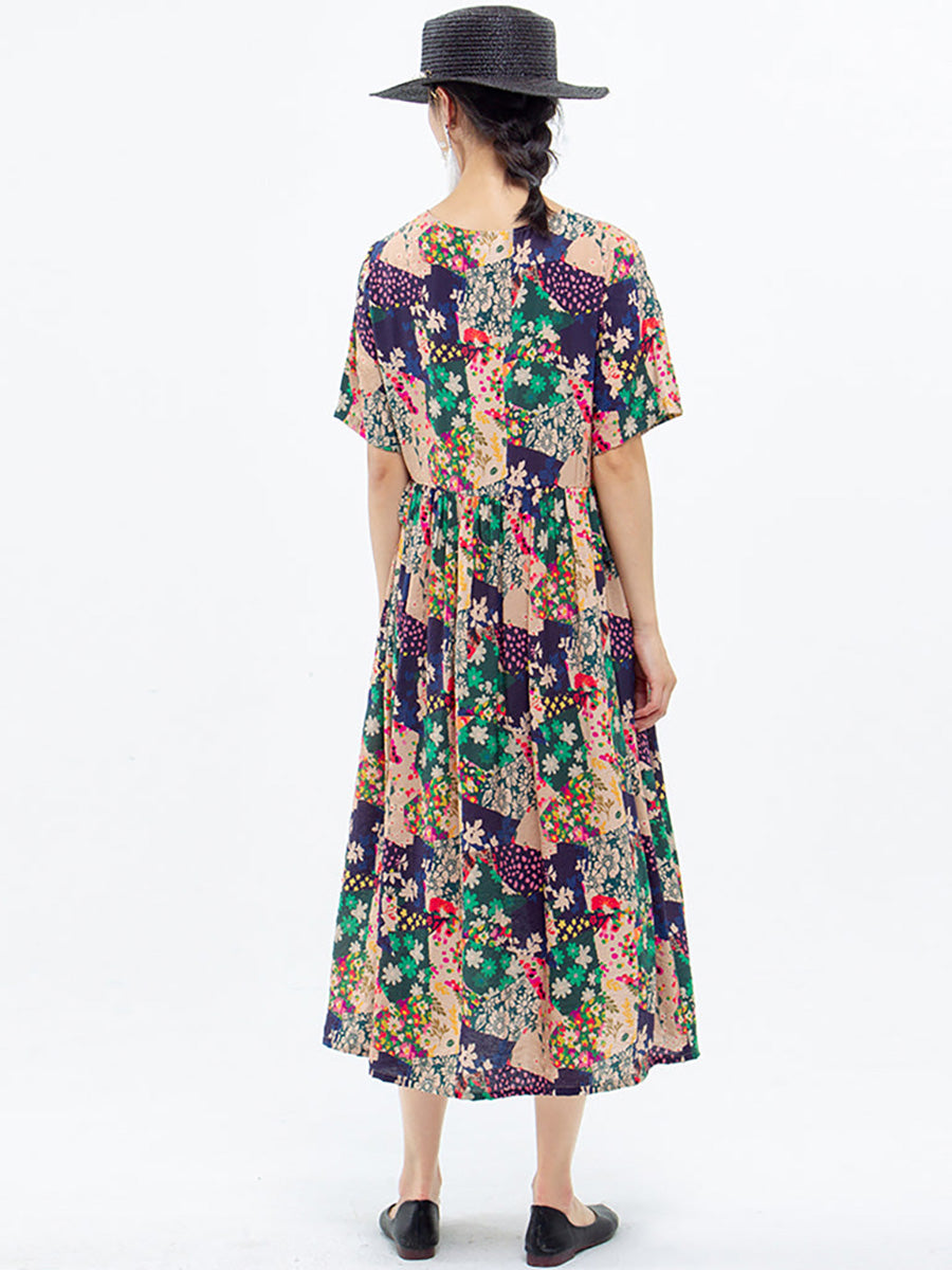 Lockeres Sommerkleid mit Blumenmuster und kurzen Ärmeln in Übergröße